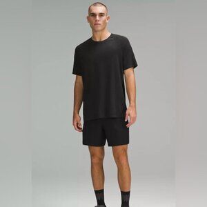 Lululemon men’s‎ Clock Out Short 11" in black size medium
